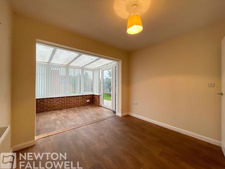 2 bedroom Bungalow for sale in West Walk, Retford, DN22