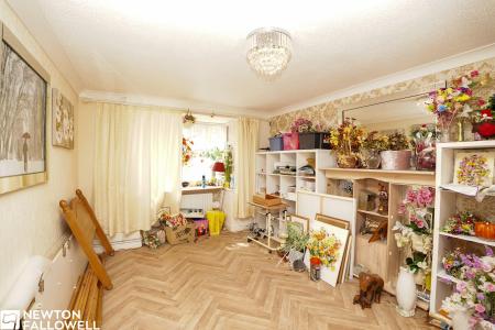 4 bedroom Detached house for sale in Wollaton Rise, Retford, DN22