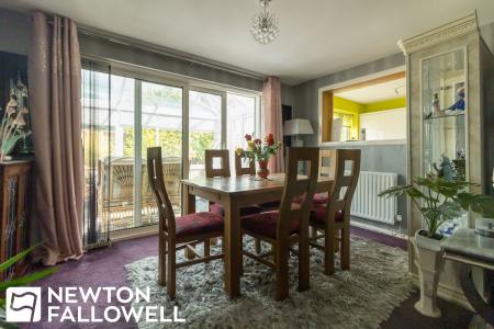 3 bedroom Bungalow for sale in South View Drive, Clarborough, DN22