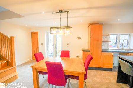 3 bedroom Terraced House for sale in High Street, Gringley-On-The-Hill, DN10