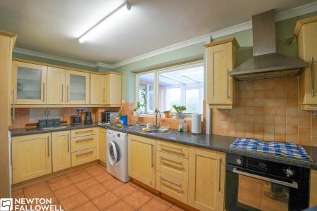 4 bedroom Detached house for sale in St Martins Close, North Leverton, DN22