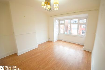 3 bedroom Semi-detached house to let in Jubilee Road, Retford, DN22