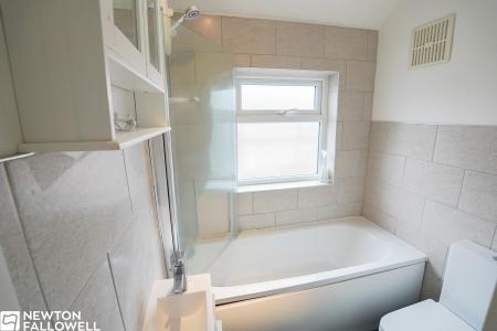 3 bedroom Semi-detached house to let in Jubilee Road, Retford, DN22