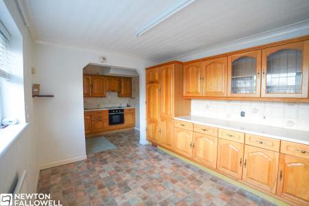 3 bedroom Semi-detached house for sale in Station road, Walkeringham, DN10