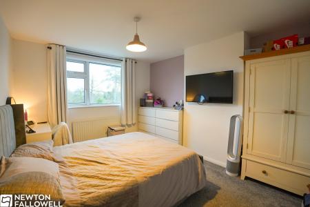 3 bedroom Semi-detached house for sale in Strawberry Road, Retford, DN22