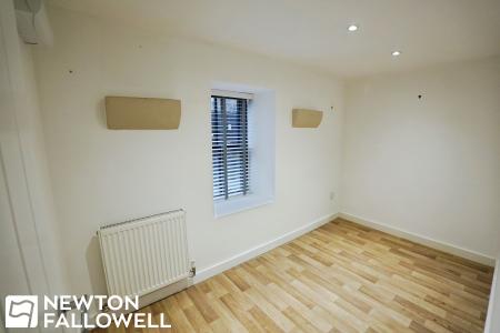 3 bedroom Terraced House to let in Canal Side, Wharf Road, Retford, DN22