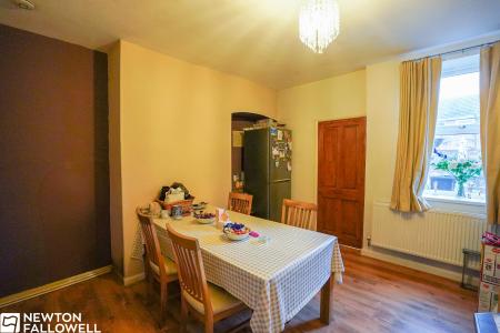 2 bedroom Terraced House for sale in Frederick Street, Retford, DN22