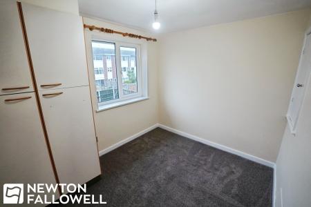 3 bedroom Semi-detached house to let in Armstrong Road, Retford, DN22