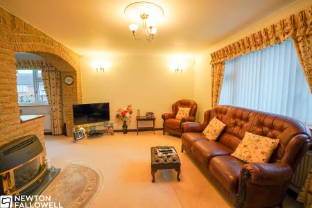 3 bedroom Bungalow for sale in Tiln Court, Retford, DN22