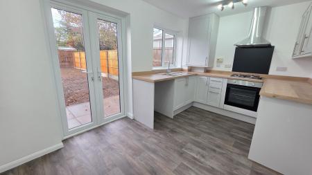 2 bedroom Semi-detached house for sale in Ambleside Close, Sleaford, NG34