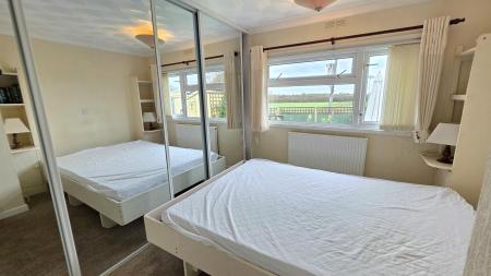 2 bedroom Park home for sale in Braemar Residential Park, Kirkby Green, Lincoln, LN4