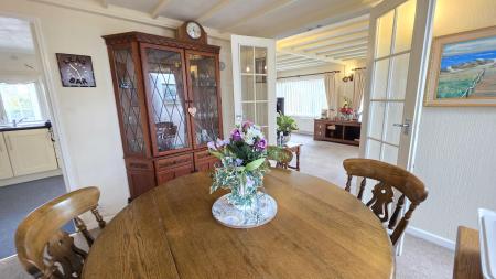 2 bedroom Park home for sale in Braemar Residential Park, Kirkby Green, Lincoln, LN4