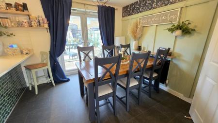 4 bedroom Detached house for sale in Brocklebank Way, Holdingham, NG34