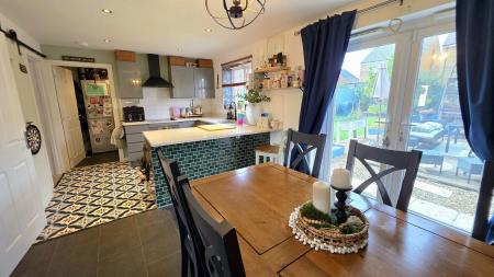 4 bedroom Detached house for sale in Brocklebank Way, Holdingham, NG34