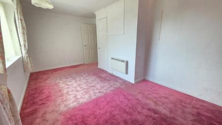 2 bedroom Semi-detached house for sale in Cornwall Way, Ruskington, NG34