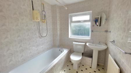 2 bedroom Semi-detached house for sale in Dawson Road, Sleaford, NG34