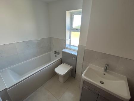 4 bedroom Detached house for sale in Dunston Road, Metheringham, LN4