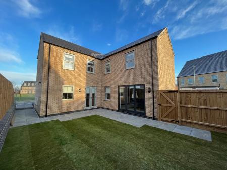 3 bedroom Detached house for sale in Dunston Road, Metheringham, LN4