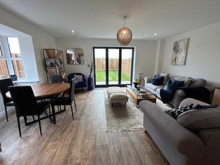 4 bedroom Semi-detached house for sale in Dunston Road, Metheringham, LN4