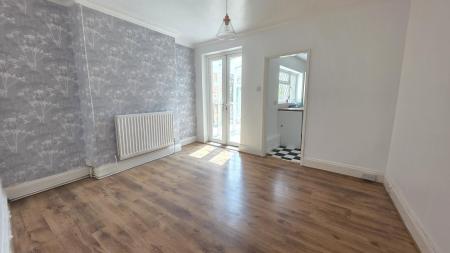 2 bedroom Semi-detached house for sale in Electric Station Road, Sleaford, NG34