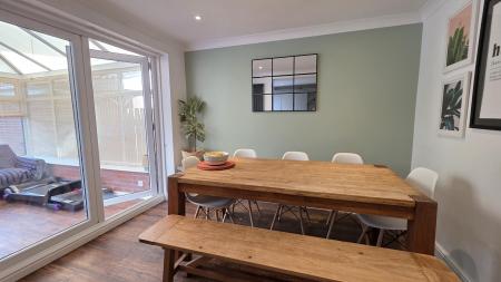 4 bedroom Detached house for sale in Finch Drive, Sleaford, NG34