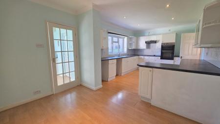 3 bedroom Bungalow for sale in Galley Hill Close, Sleaford, NG34