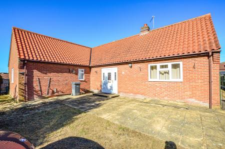 3 bedroom Bungalow for sale in Galley Hill Close, Sleaford, NG34