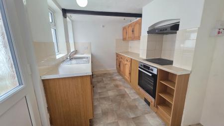 2 bedroom Terraced House for sale in Grantham Road, Sleaford, NG34