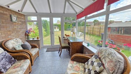 3 bedroom Link detached house for sale in Hale Road, Heckington, NG34