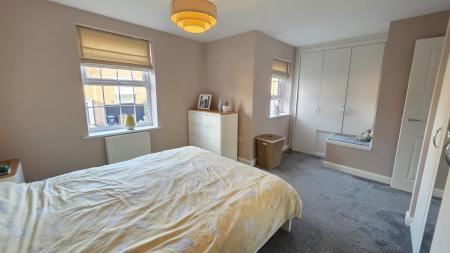 4 bedroom Detached house for sale in Hampden Way, Greylees, Sleaford, NG34