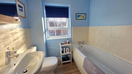 4 bedroom Detached house for sale in Hampden Way, Greylees, Sleaford, NG34