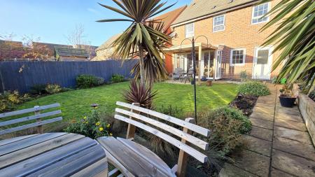 4 bedroom Detached house for sale in Hampden Way, Greylees, Sleaford, NG34