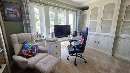 4 bedroom Detached house for sale in High Gate, Helpringham, NG34