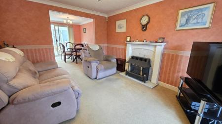 3 bedroom Detached house for sale in Keepers Way, Sleaford, NG34