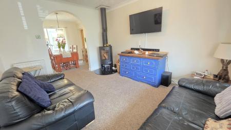 4 bedroom Detached house for sale in Lomax Drive, Sleaford, NG34