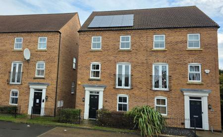 Lothian Way, Greylees, NG34