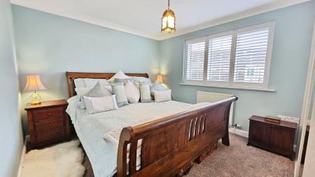 2 bedroom Detached bungalow for sale in Maple Grove, Heckington, NG34