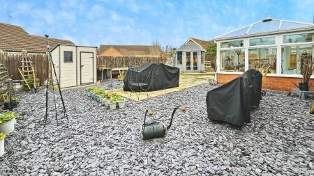 2 bedroom Detached bungalow for sale in Maple Grove, Heckington, NG34