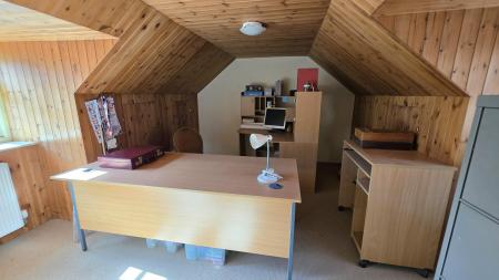 4 bedroom Cottage for sale in Market Place, Folkingham, NG34