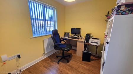 4 bedroom Detached house for sale in Mayflower Drive, Sleaford, NG34