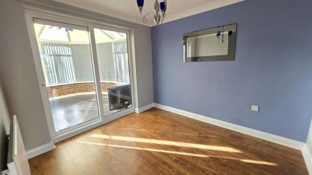 4 bedroom Detached house for sale in Mayflower Drive, Sleaford, NG34