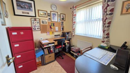 4 bedroom Detached house for sale in Mayflower Drive, Heckington, NG34