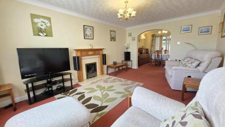 4 bedroom Detached house for sale in Mayflower Drive, Heckington, NG34