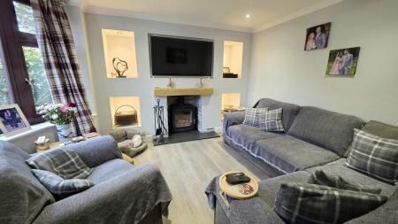 3 bedroom Semi-detached house for sale in North Parade, Sleaford, NG34