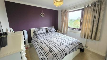 3 bedroom Semi-detached house for sale in North Parade, Sleaford, NG34