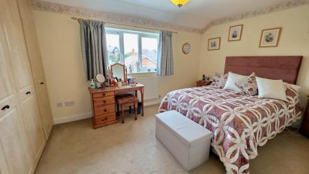 3 bedroom Semi-detached house for sale in Nursery Court, Sleaford, NG34