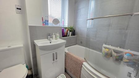 3 bedroom Detached house for sale in Pinfold Close, Osbournby, NG34