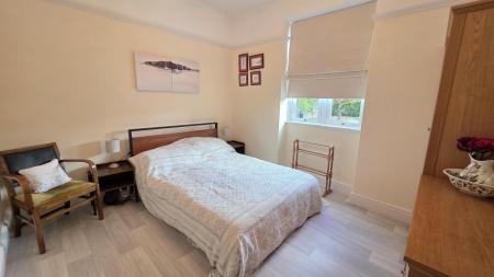 4 bedroom Detached bungalow for sale in Rectory Road, Ruskington, NG34