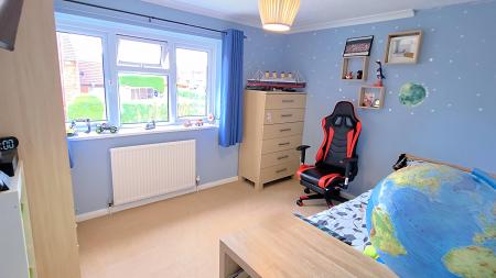 4 bedroom Semi-detached house for sale in Robertson Drive, Sleaford, NG34