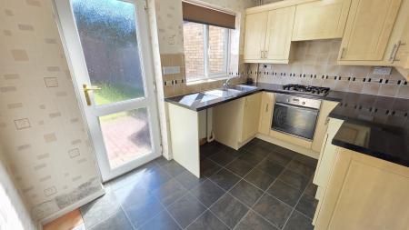 2 bedroom Semi-detached house for sale in Roxholm Close, Ruskington, NG34